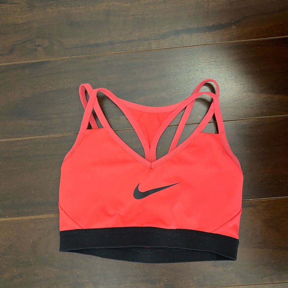 NIKE sports bra